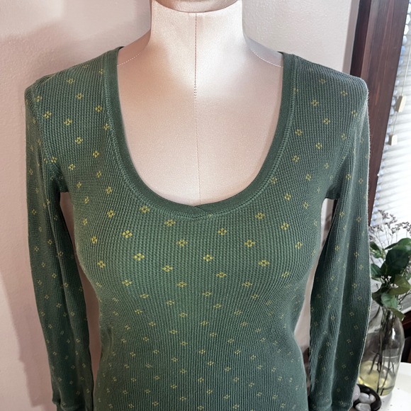 Mossimo Supply Co Y2K Womens Green Waffle Knit Thermal Scoop Neck Top Size M - Picture 4 of 10
